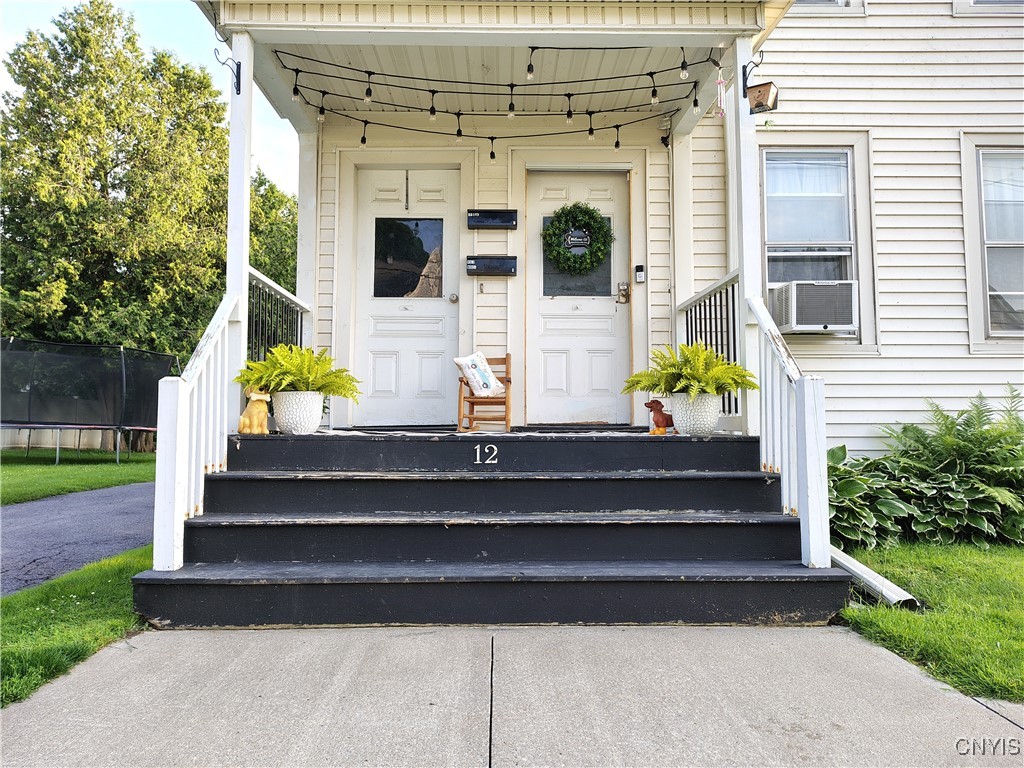 12 Chestnut Street