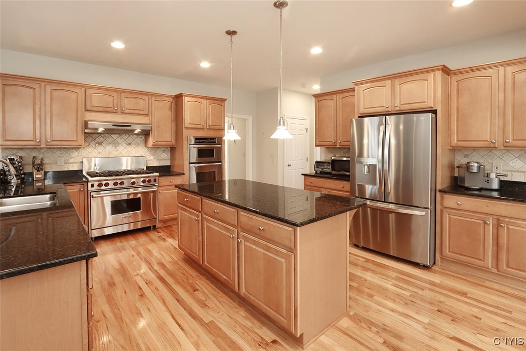9105 Whistling Swan Lane, Manlius, New York image 7