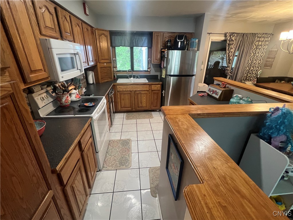 9414 Willow Brook Lane