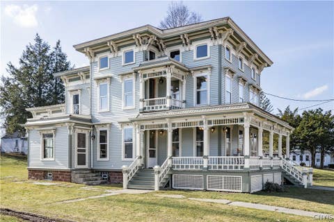 Photo for 2989 Main Street W