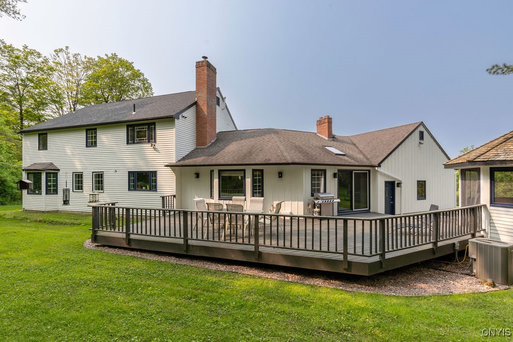 3899 Sweet Road