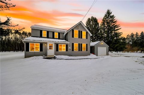 Photo of 1798 Chestnut Ridge Road, Sullivan, NY 13037 (MLS # S1655159)