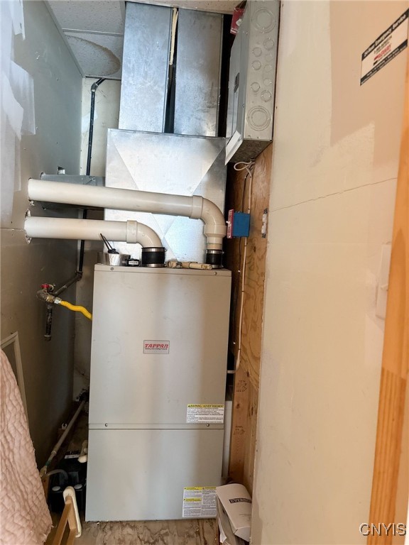 Ellisburg, New York 13605, United States, 3 Bedrooms Bedrooms, ,3 BathroomsBathrooms,Residential,Active,226799