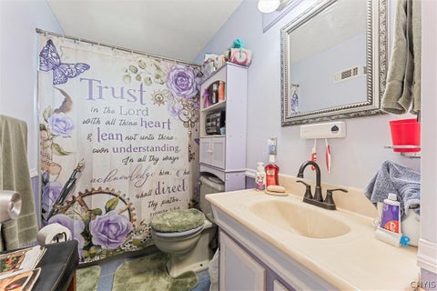 Tiny photo for 4 Apple Tree Lane, Clay, NY 13090 (MLS # S1697249)
