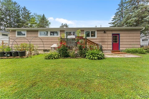 Tiny photo for 4 Apple Tree Lane, Clay, NY 13090 (MLS # S1697249)