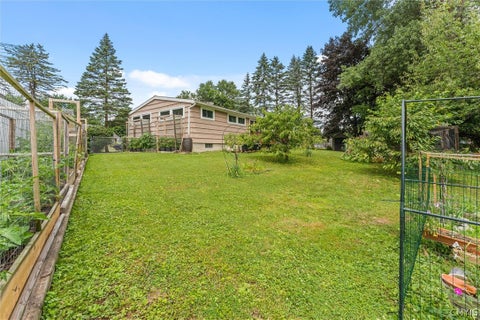 Tiny photo for 4 Apple Tree Lane, Clay, NY 13090 (MLS # S1697249)