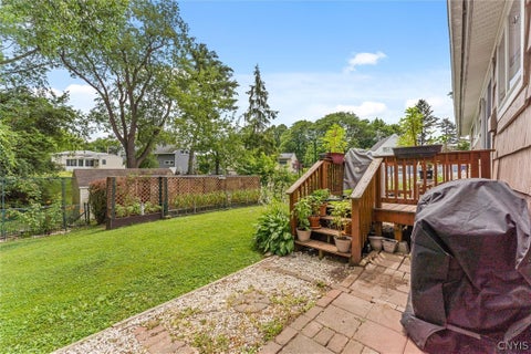Tiny photo for 4 Apple Tree Lane, Clay, NY 13090 (MLS # S1697249)