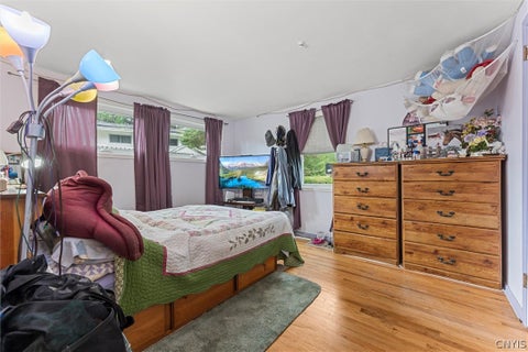 Tiny photo for 4 Apple Tree Lane, Clay, NY 13090 (MLS # S1697249)