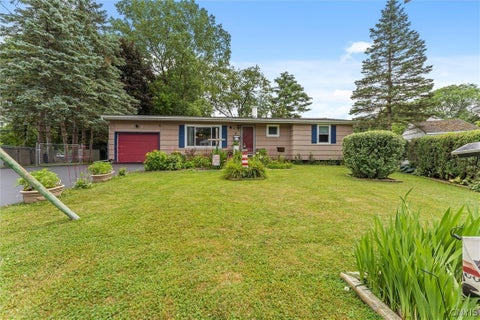 Tiny photo for 4 Apple Tree Lane, Clay, NY 13090 (MLS # S1697249)