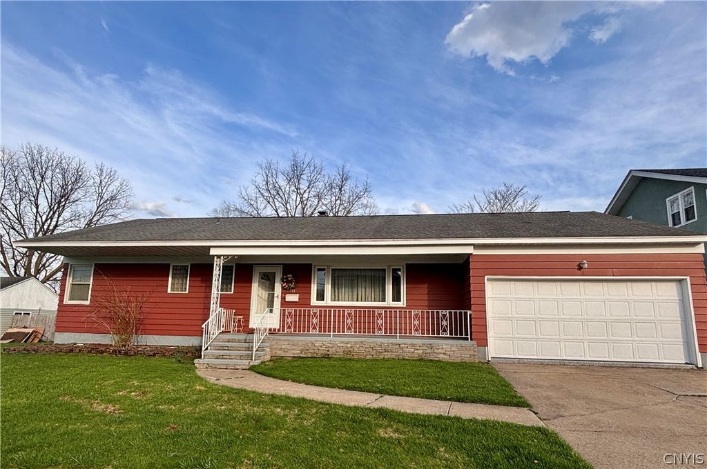 Photo of 517 Tilden Avenue, Utica, NY 13501 (MLS # S1674431)
