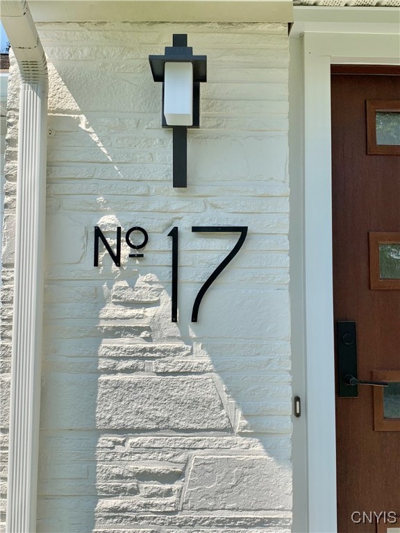 17 Benton Circle