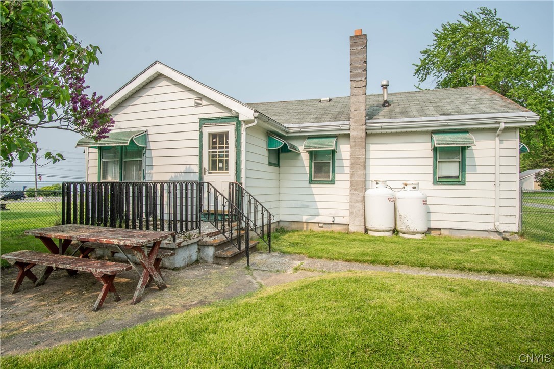 149 Centre Street, Cape Vincent, New York image 7