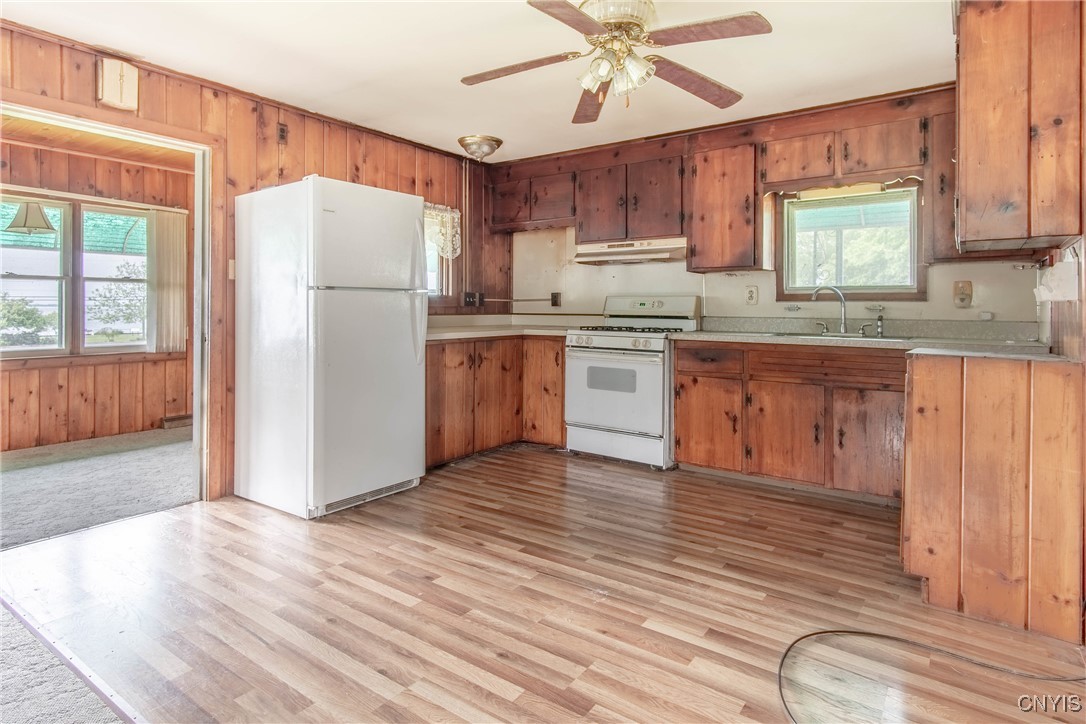 149 Centre Street, Cape Vincent, New York image 8