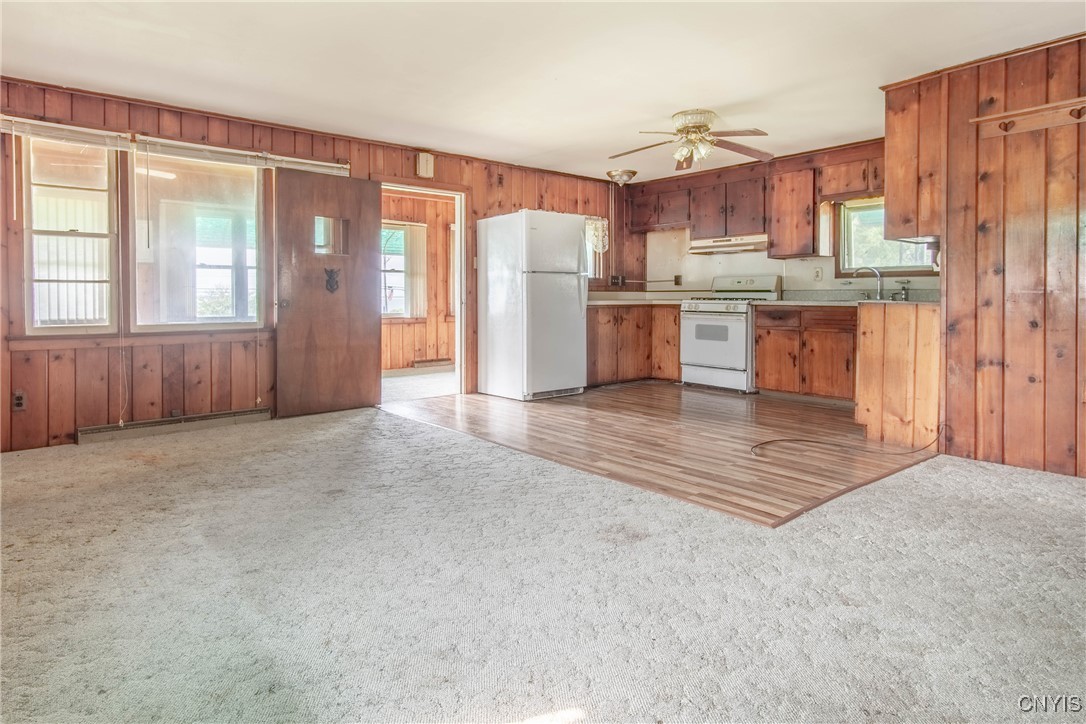 149 Centre Street, Cape Vincent, New York image 11