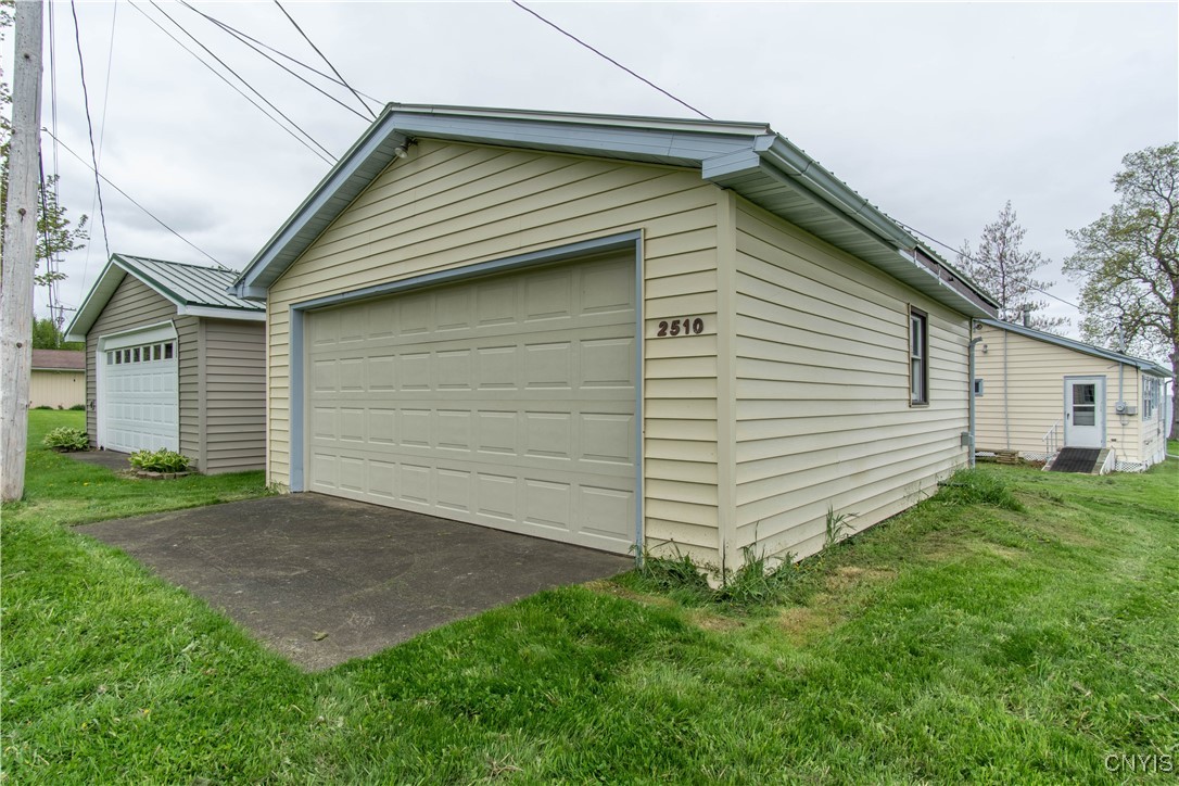 2510 Ponds Shore Drive, Cape Vincent, New York image 9