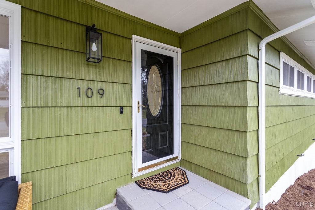 109 Camillus Park Drive, Camillus, New York image 4