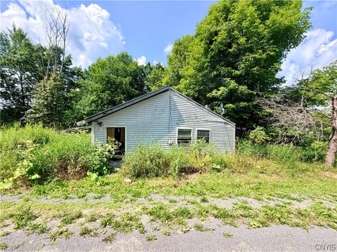 Photo of 32420 Carpenter Road, Theresa, NY 13679 (MLS # S1702437)