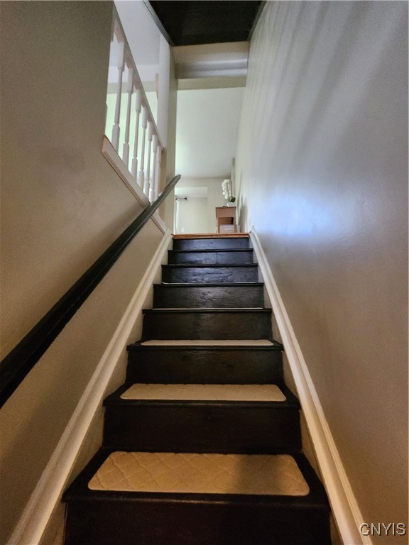 4407 Heritage Drive, Clay, New York image 3