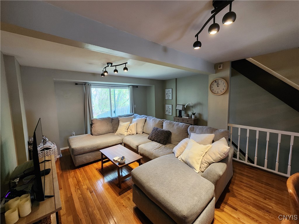 4407 Heritage Drive, Clay, New York image 4