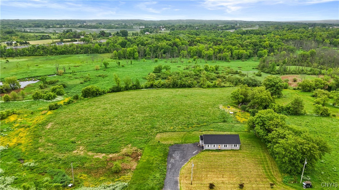 5360 Bartlett Road, Westmoreland, New York image 4