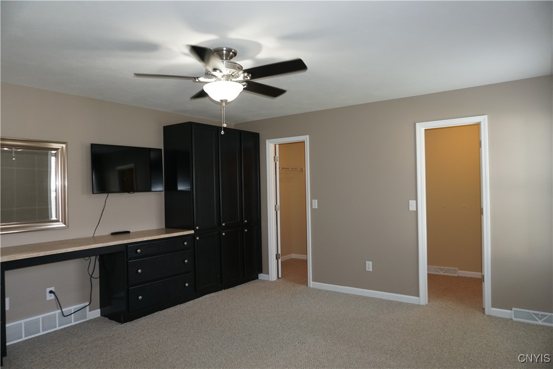4828 Lighthouse Village Cir Cir, Clay, New York image 19