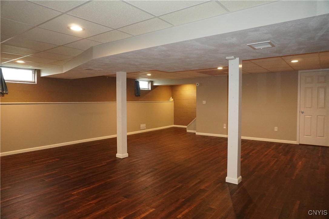 4828 Lighthouse Village Cir Cir, Clay, New York image 34