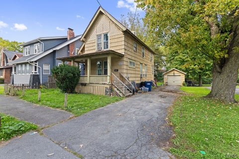 Photo of 626 W Brighton Avenue, Syracuse, NY 13207 (MLS # S1718938)