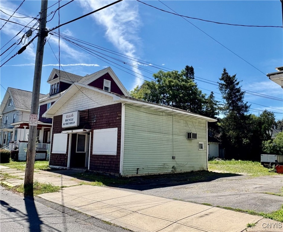 28 Auburn Avenue