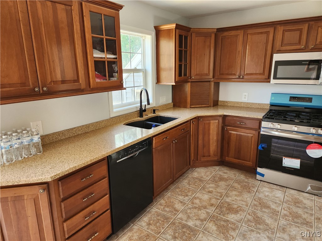 316 East Avenue, Manlius, New York image 10
