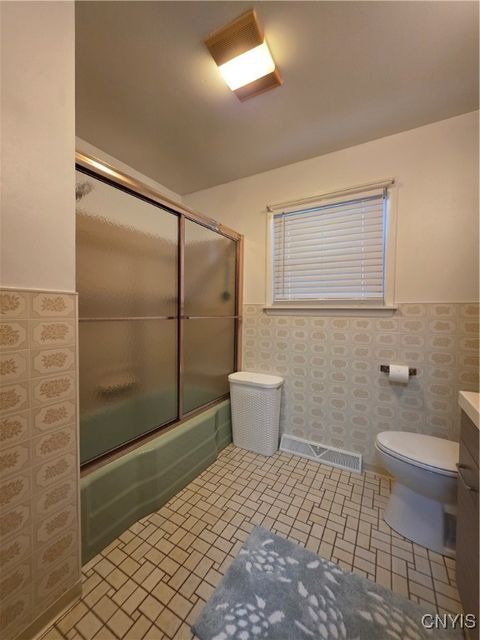 Tiny photo for 515 Locust Drive, Utica, NY 13502 (MLS # S1657509)