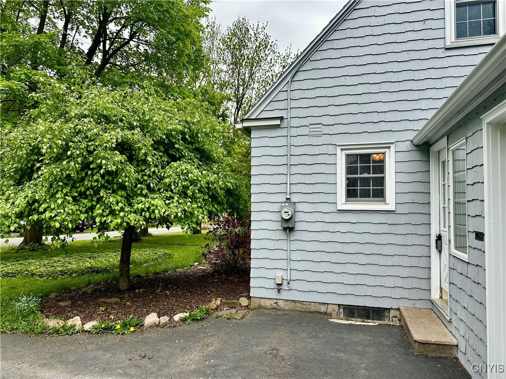 215 Washington Drive, New Hartford, New York image 6