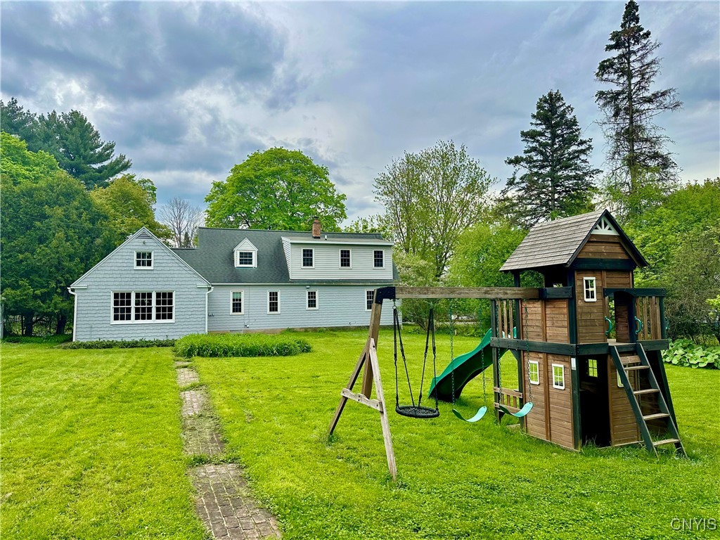 215 Washington Drive, New Hartford, New York image 11