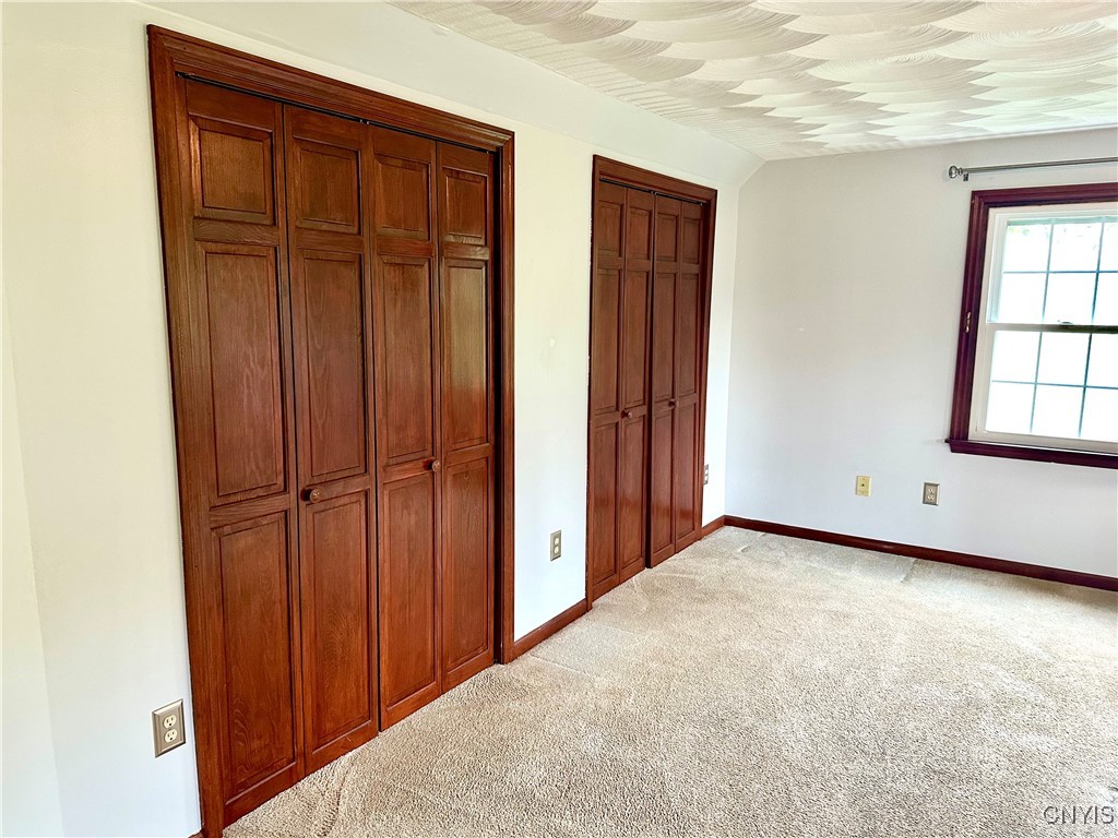 215 Washington Drive, New Hartford, New York image 35