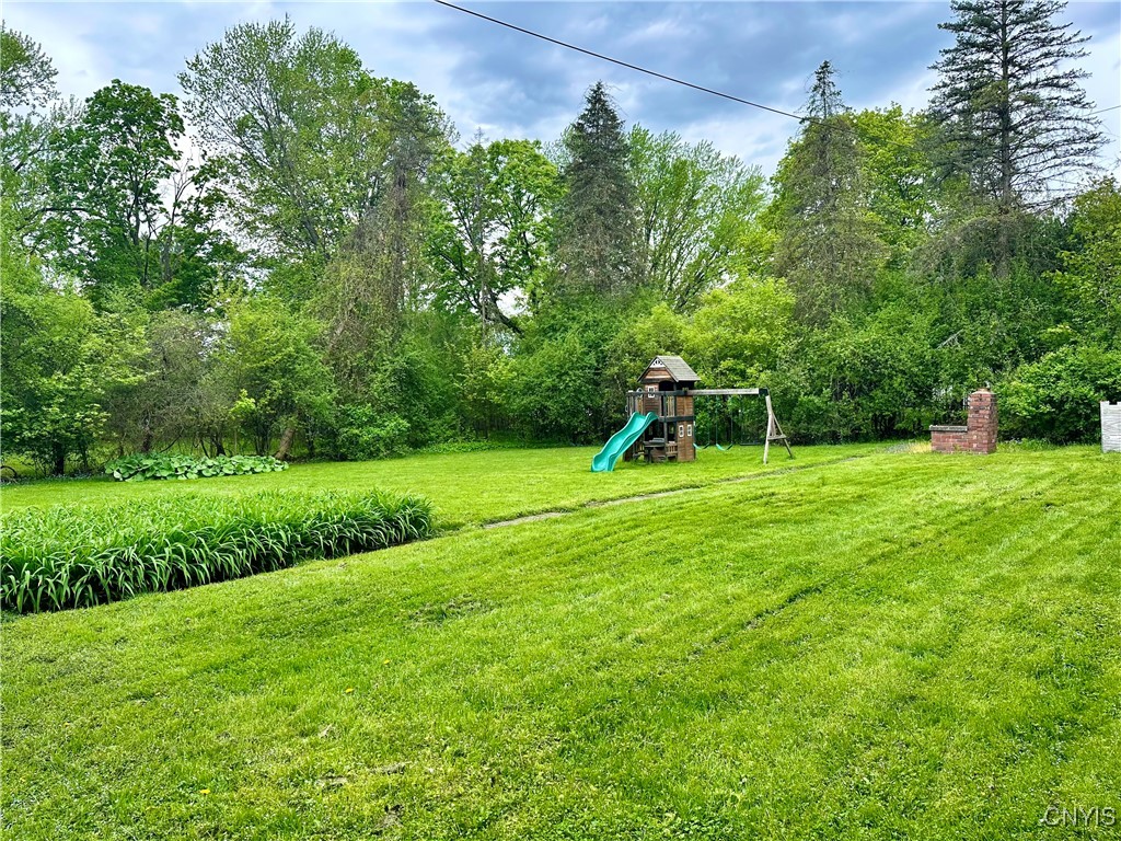 215 Washington Drive, New Hartford, New York image 15