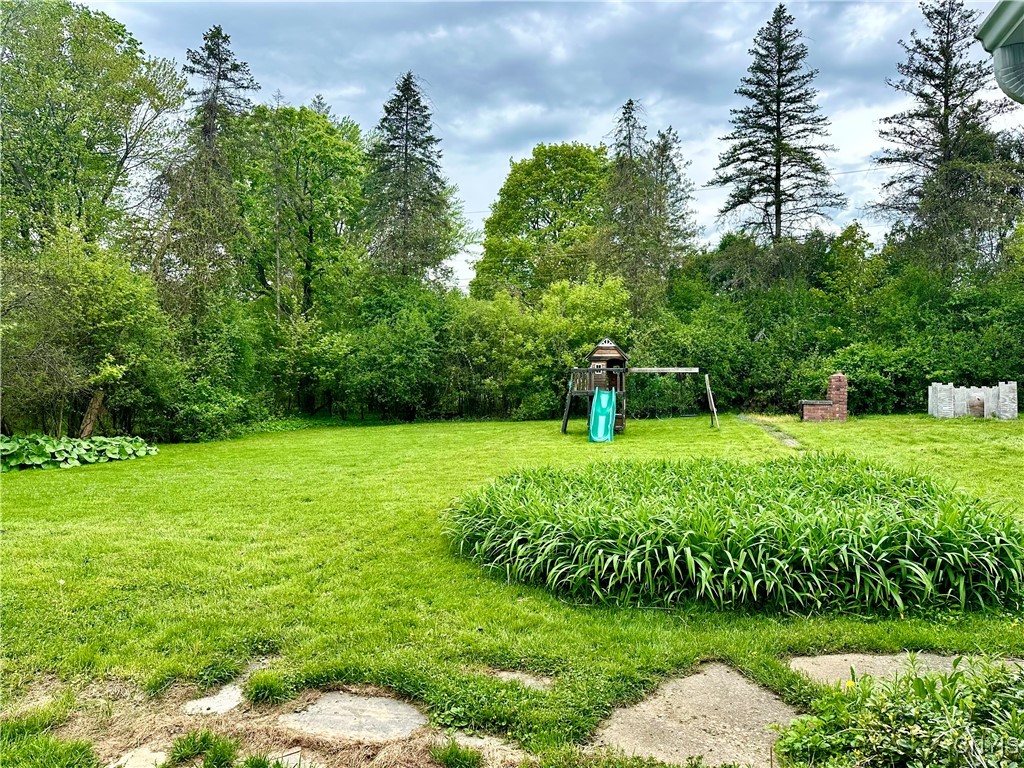 215 Washington Drive, New Hartford, New York image 9