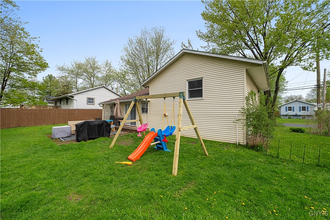513 Fay Lane, Manlius, New York image 4