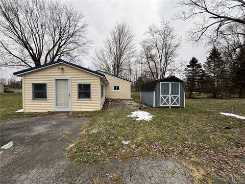 Photo of 7458 Surbrook Road, Lysander, NY 13027 (MLS # S1655787)