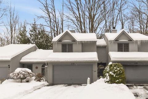 Photo of 3130 Fiddlehead Glen Gln, Lysander, NY 13027 (MLS # S1654326)