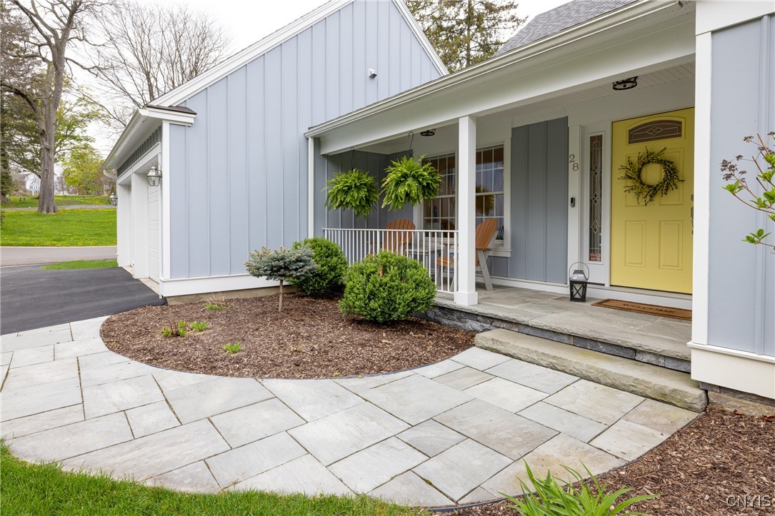 28 Lakeview Circle