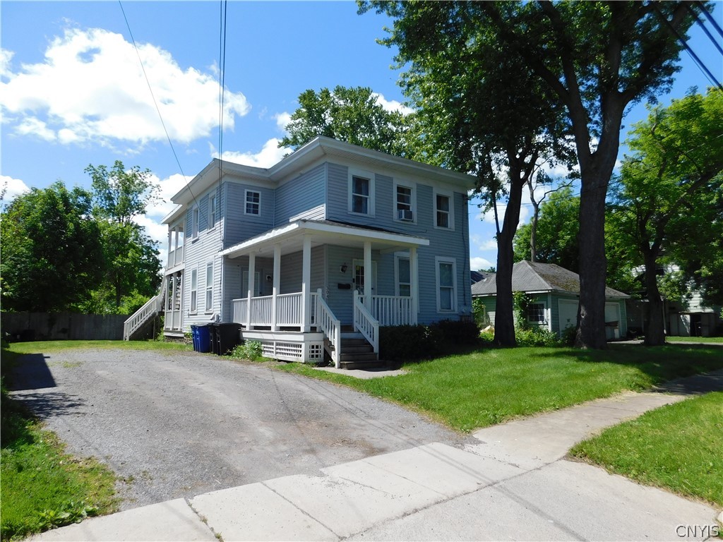 304 E Ellis Street
