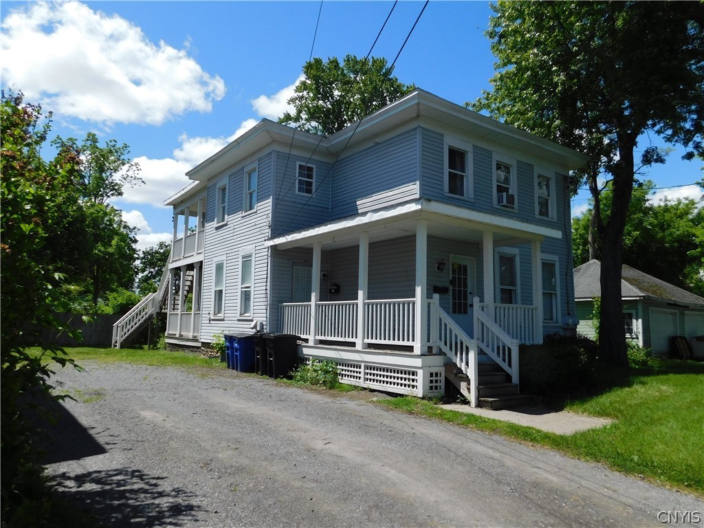 304 E Ellis Street