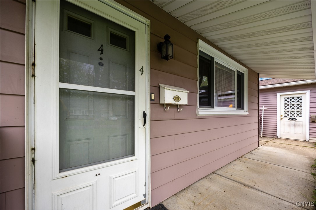4 Apricot Lane, Clay, New York image 3