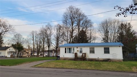 Photo of 165 Elm Street, Cortland, NY 13045 (MLS # S1676475)