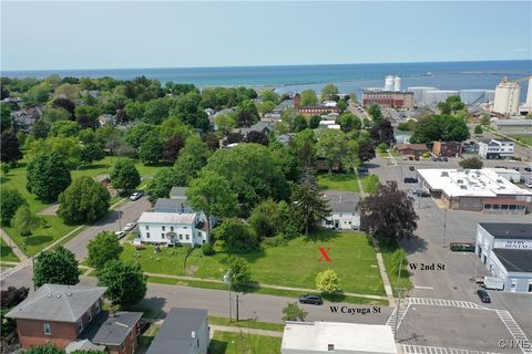 33,37 W Cayuga Street Oswego NY 13126