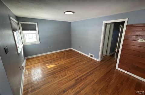 Tiny photo for 6 Curtis Avenue, Lysander, NY 13027 (MLS # S1660928)