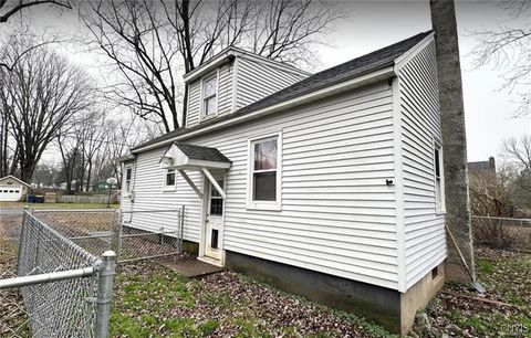 Tiny photo for 6 Curtis Avenue, Lysander, NY 13027 (MLS # S1660928)