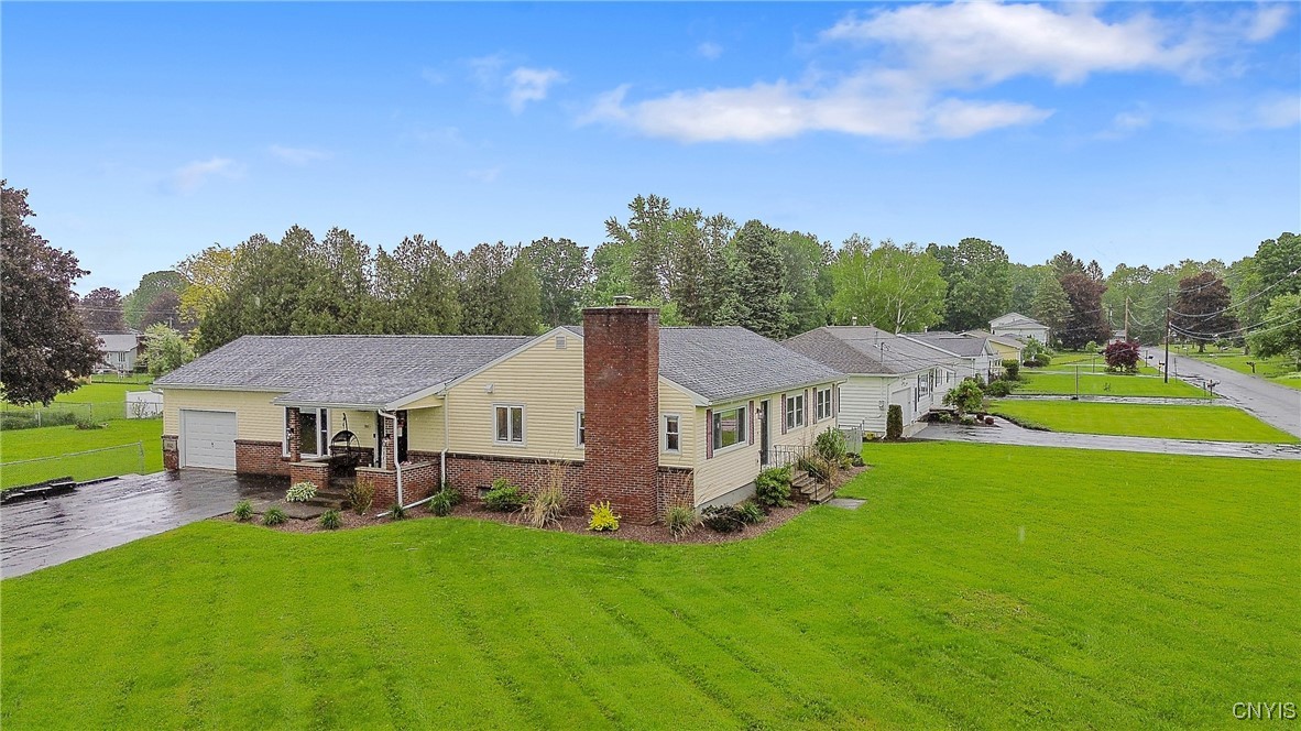 102 Patricia Lane, Manlius, New York image 39