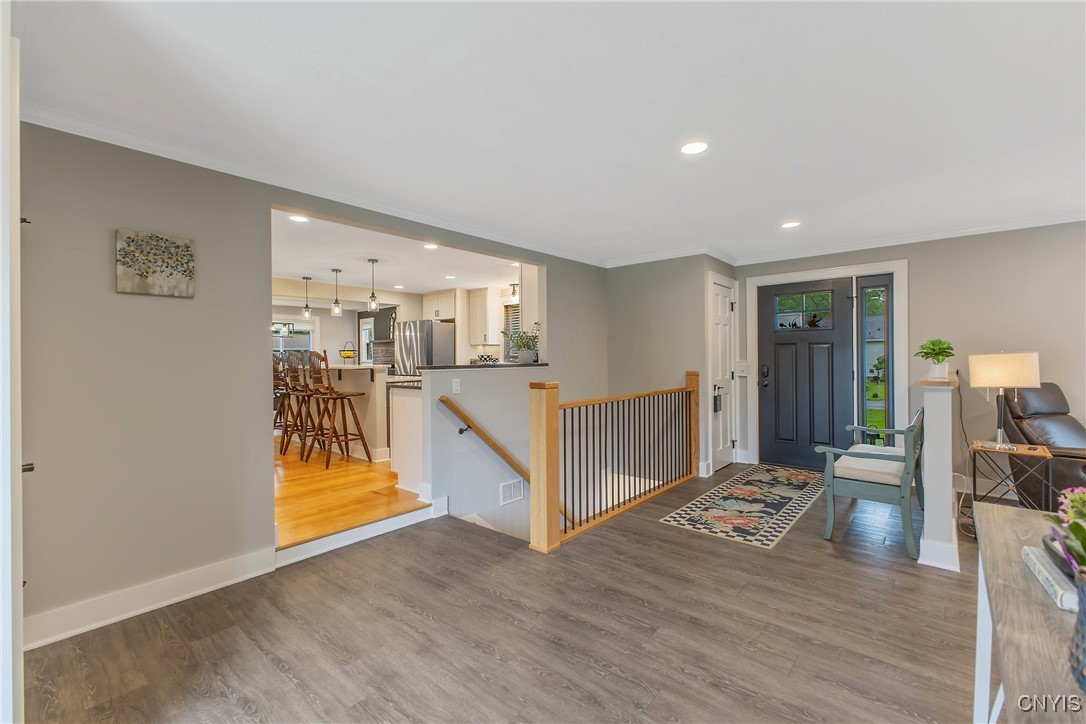 102 Patricia Lane, Manlius, New York image 5
