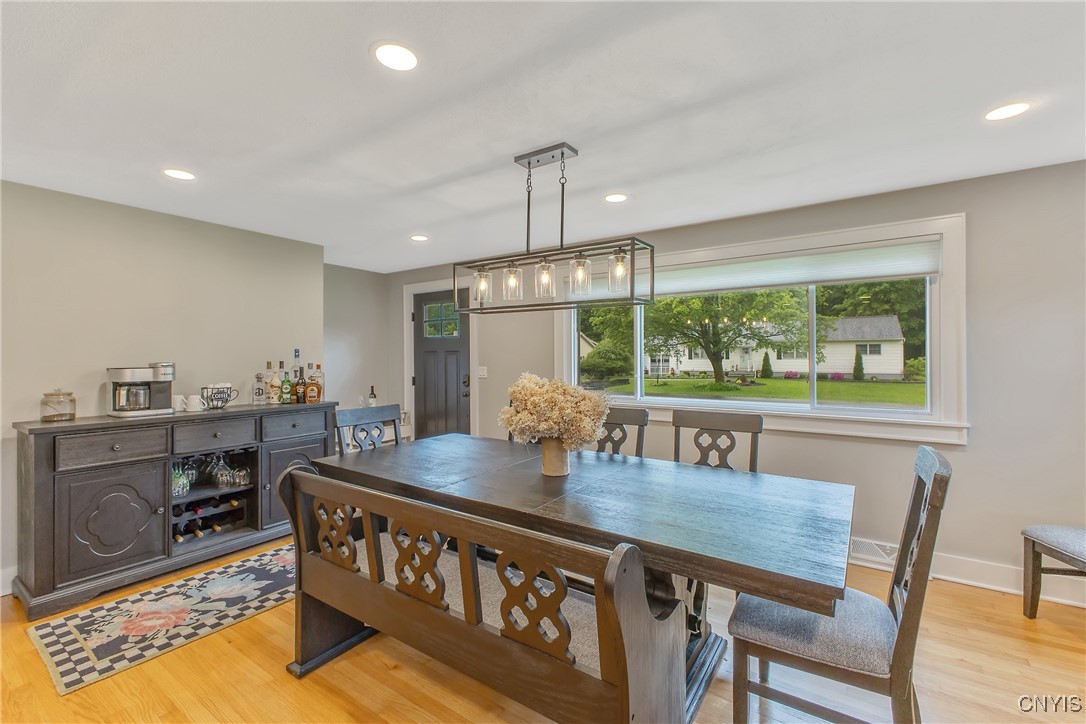 102 Patricia Lane, Manlius, New York image 20