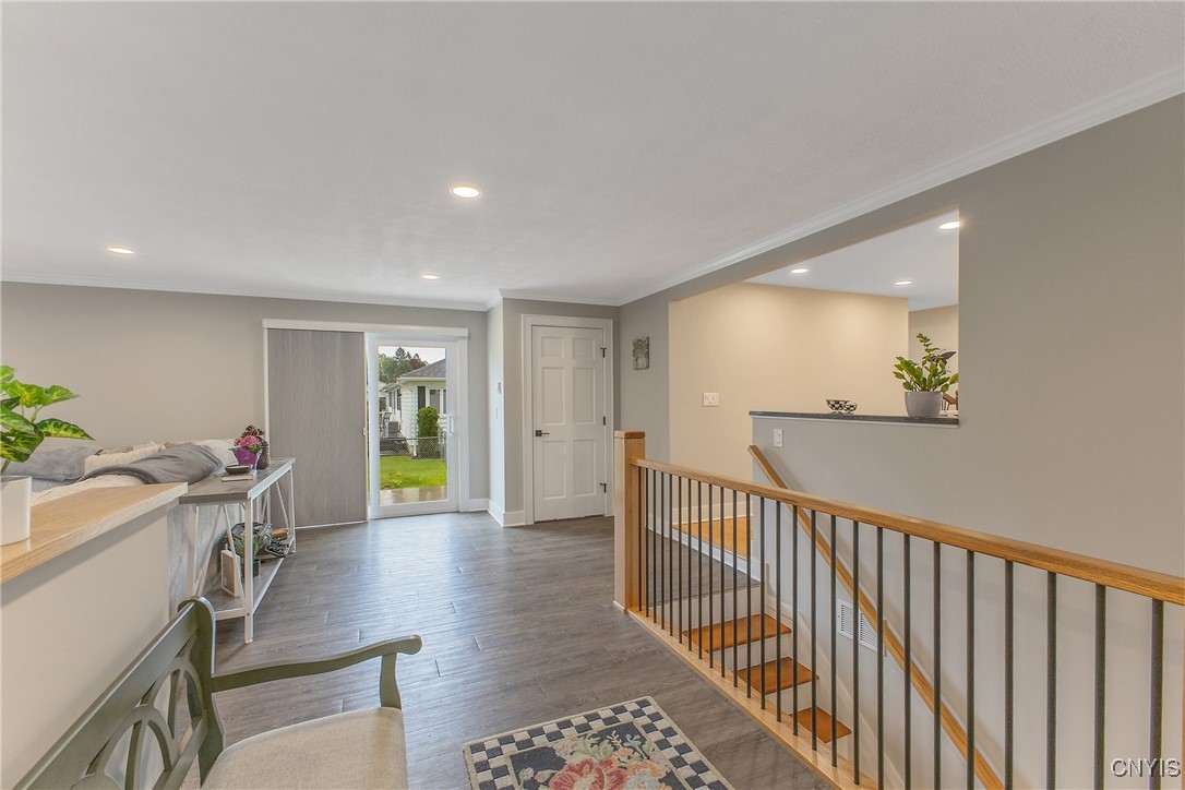 102 Patricia Lane, Manlius, New York image 4